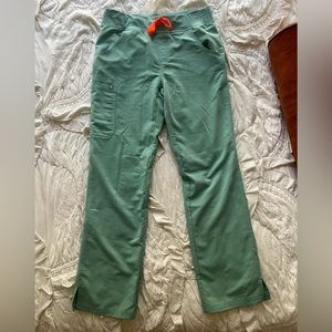 Figs Kade Cargo Scrub Pants - Jade